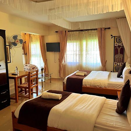 Sunset Hotel Энтеббе Экстерьер фото