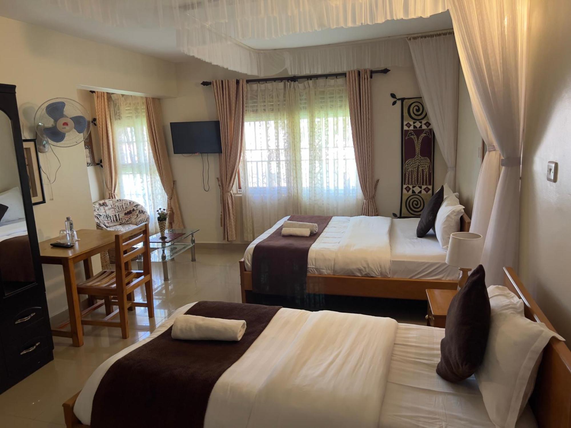 Sunset Hotel Энтеббе Экстерьер фото