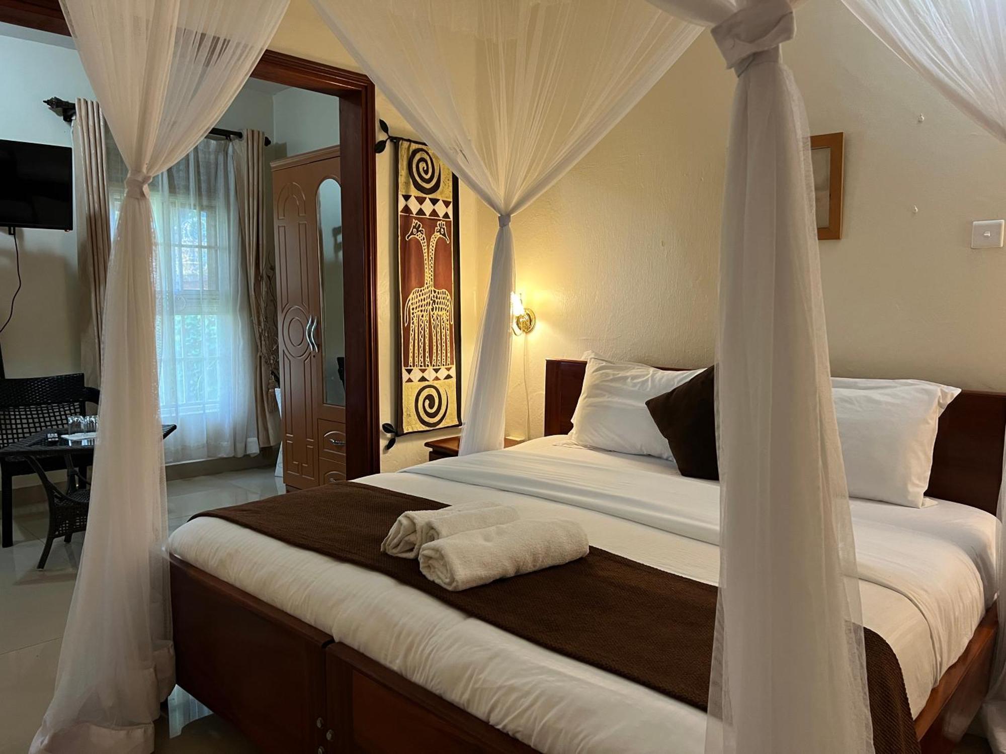 Sunset Hotel Энтеббе Экстерьер фото
